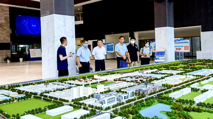 中共辽宁省委党校莅临沈阳航空产业园参观调研